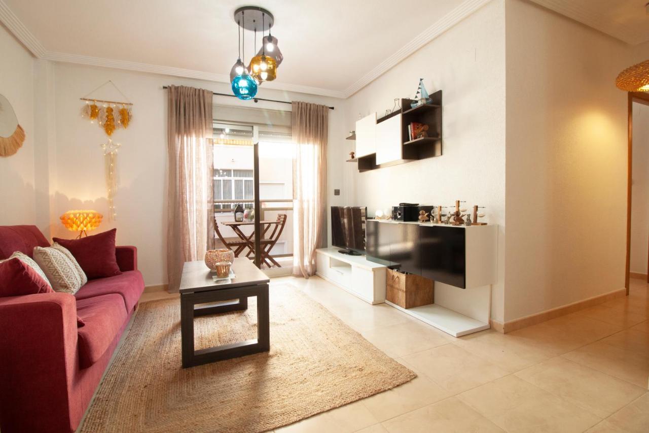 El Apartamento De Maria Jose Apartment Torrevieja Luaran gambar