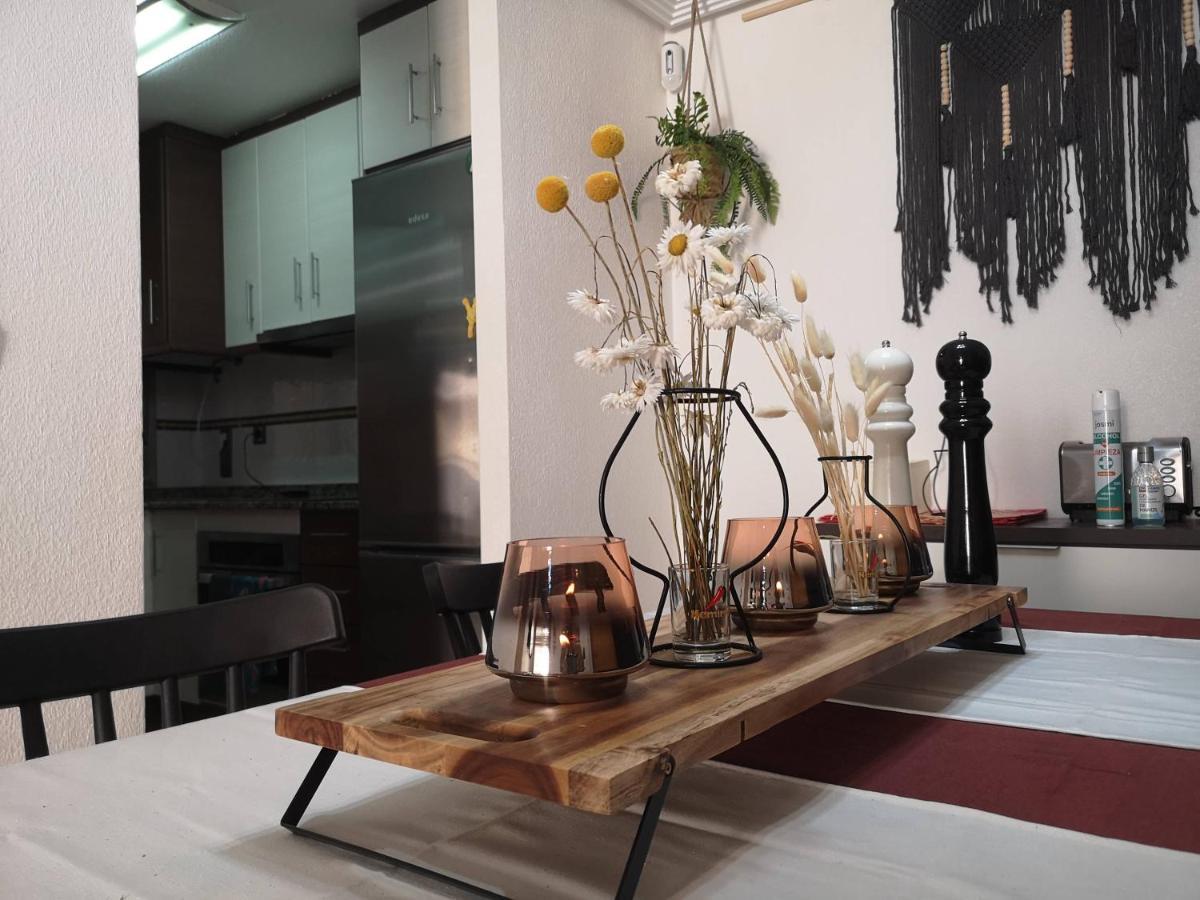 El Apartamento De Maria Jose Apartment Torrevieja Luaran gambar